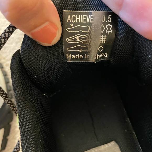 Javi Achieve Suede Designed Sneakers - Picture 6 of 7